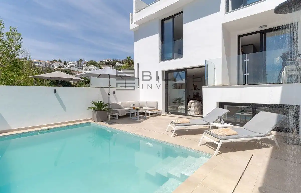 Detached homes for sale in Los Madroños, Torreblanca del Sol