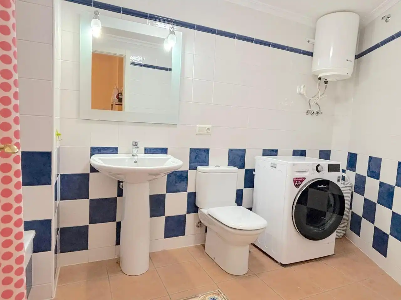 Bathroom of Duplexes for sale in Granadilla de Abona  with Furnished and Community pool