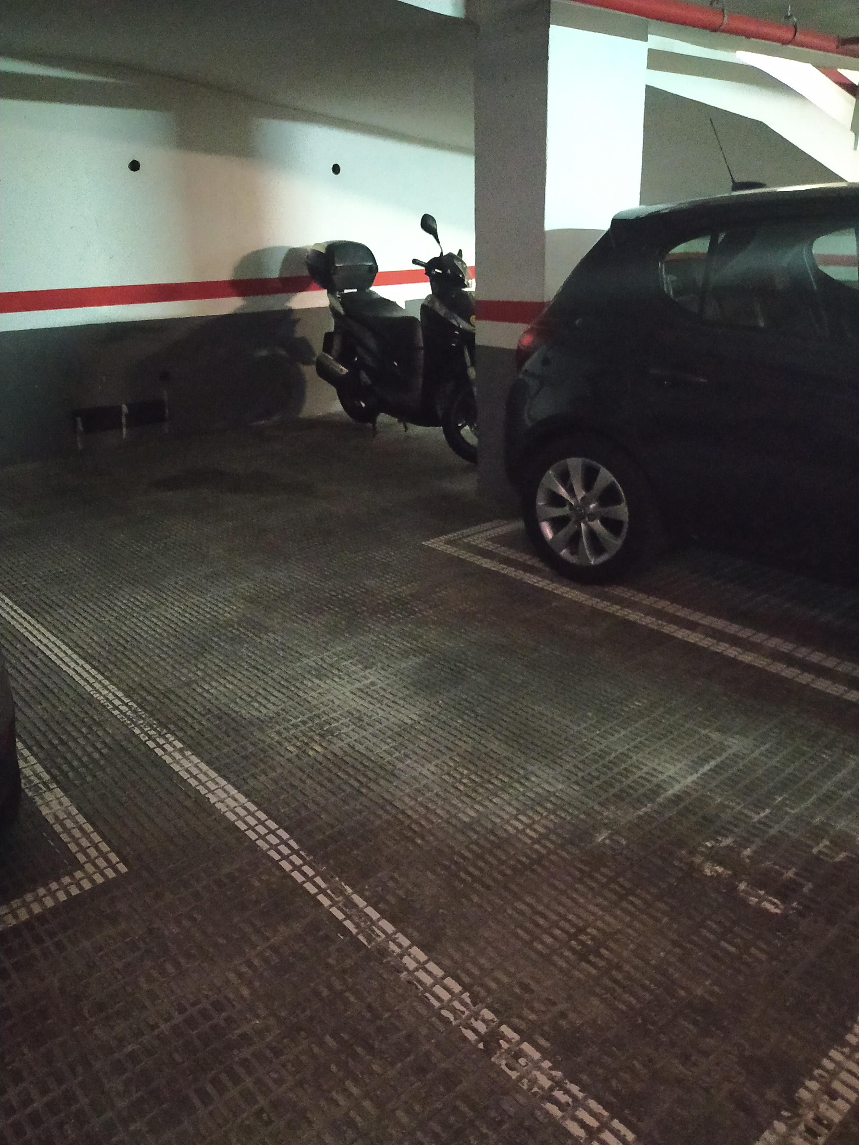 Garage zum Verkauf in Carrer dels Madrazo, Sant Gervasi- Galvany, Sarrià - Sant Gervasi