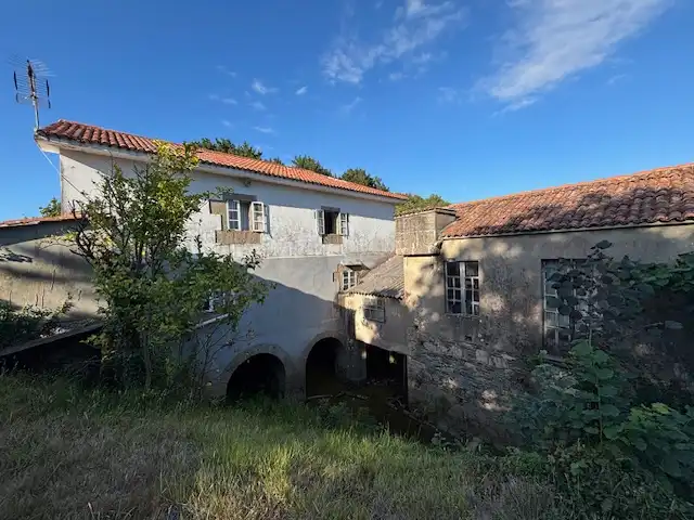 Vista exterior de Finca rústica en venta en Narón con Calefacción, Jardín privado y Amueblado