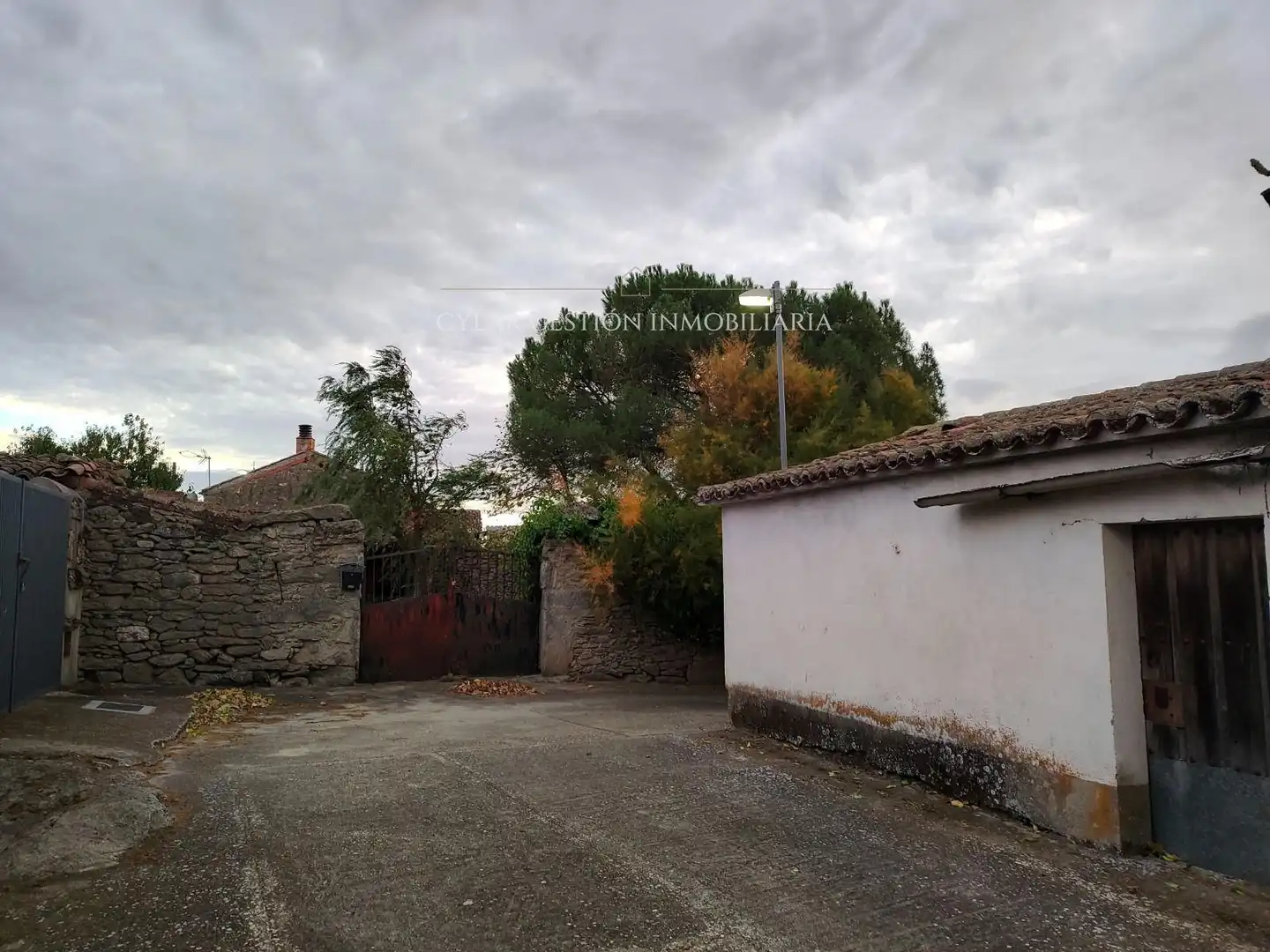 Exterior view of Houses for sale in La Mata de Ledesma  with Heating, Private garden and Storage room