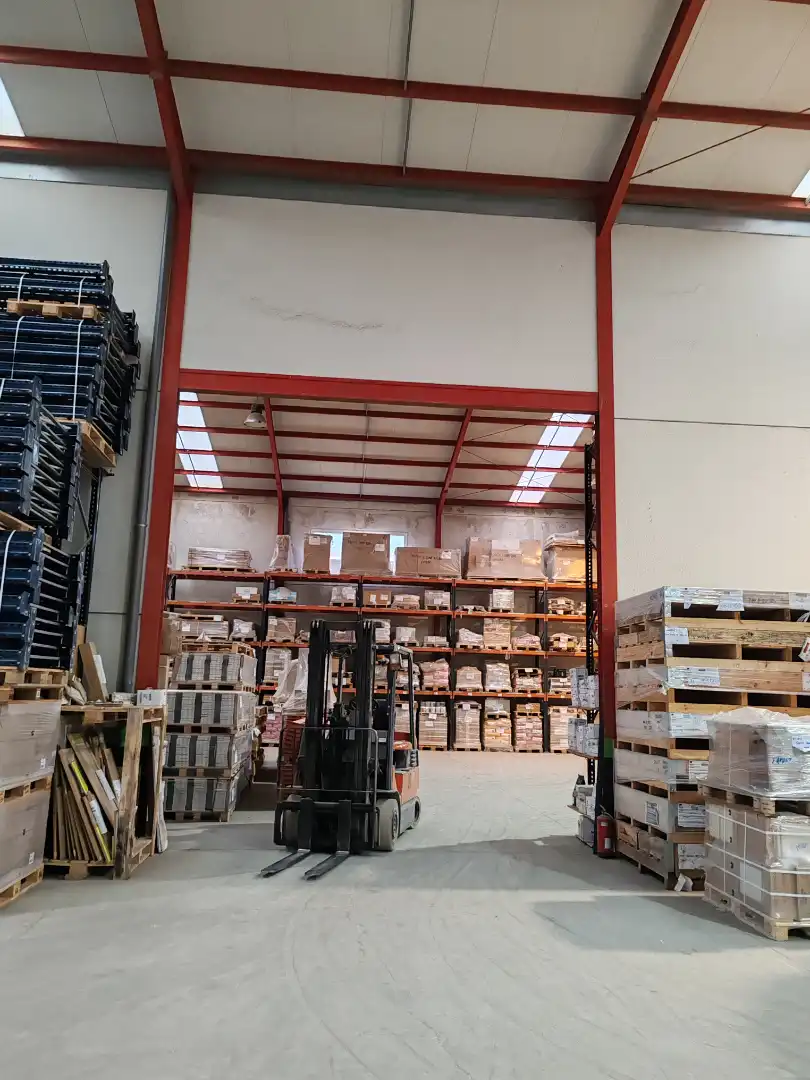 Nave industrial en alquiler en Alcalá del Río, imagen 5