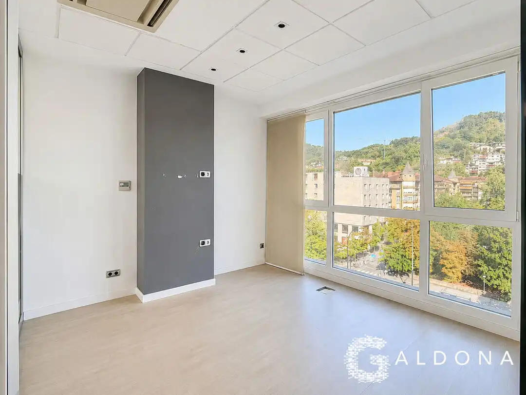 Office for rent in Donostia - San Sebastián   with Air Conditioner and Heating