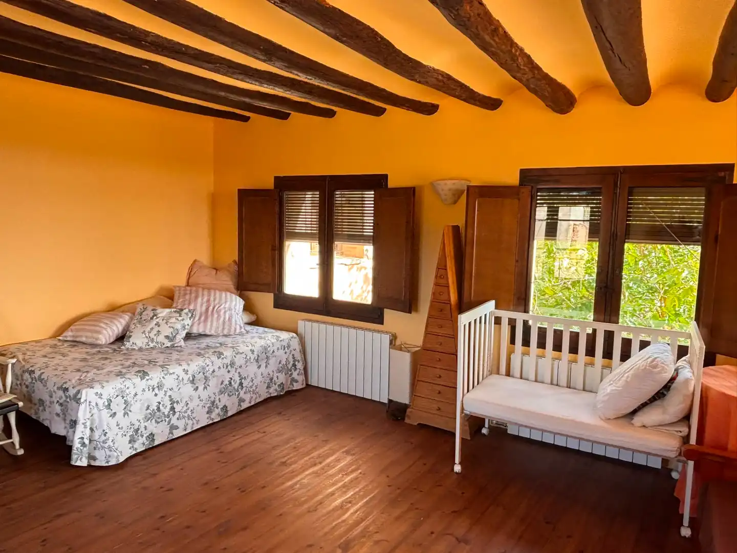 Habitación de Finca rústica en venta en Ilche, Huesca