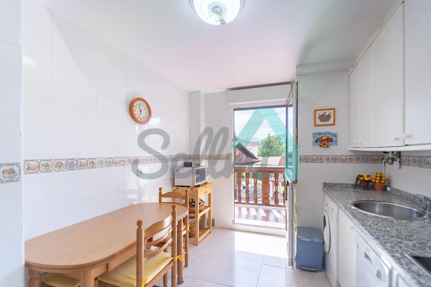 Kitchen of Flat for sale in Cangas de Onís  with Heating and Terrace
