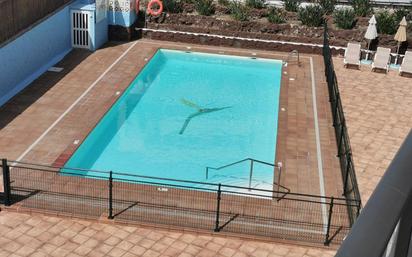 Swimming pool of Apartment for sale in San Bartolomé de Tirajana