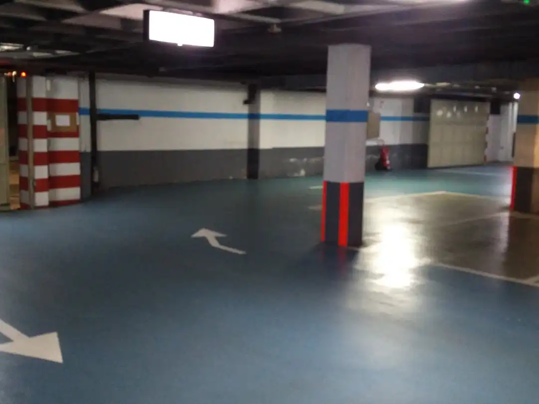 Parking of Garage for rent in Santiago de Compostela   with Alarm