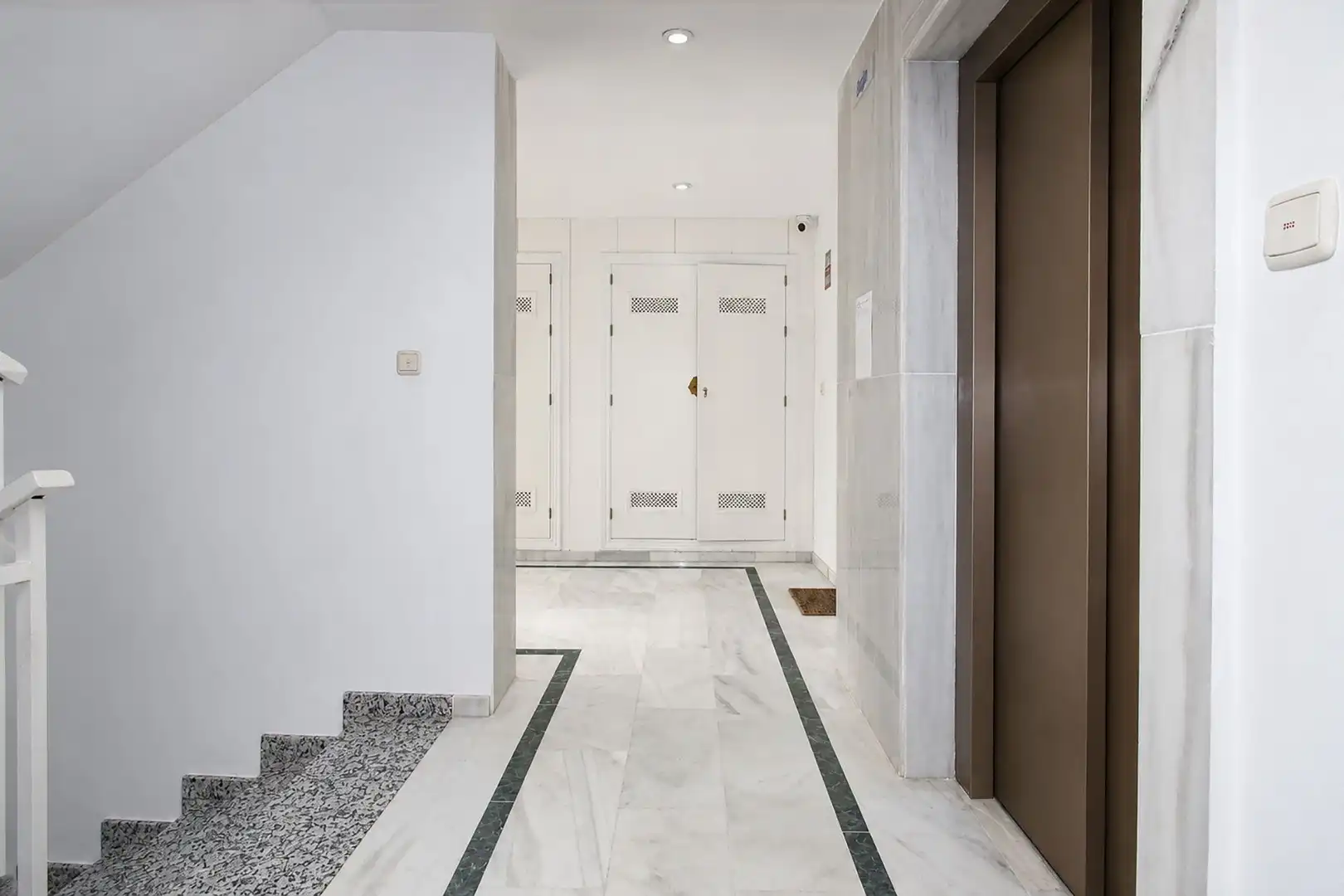 Flat for rent in Marbella  with Air Conditioner, Terrace and Swimming Pool