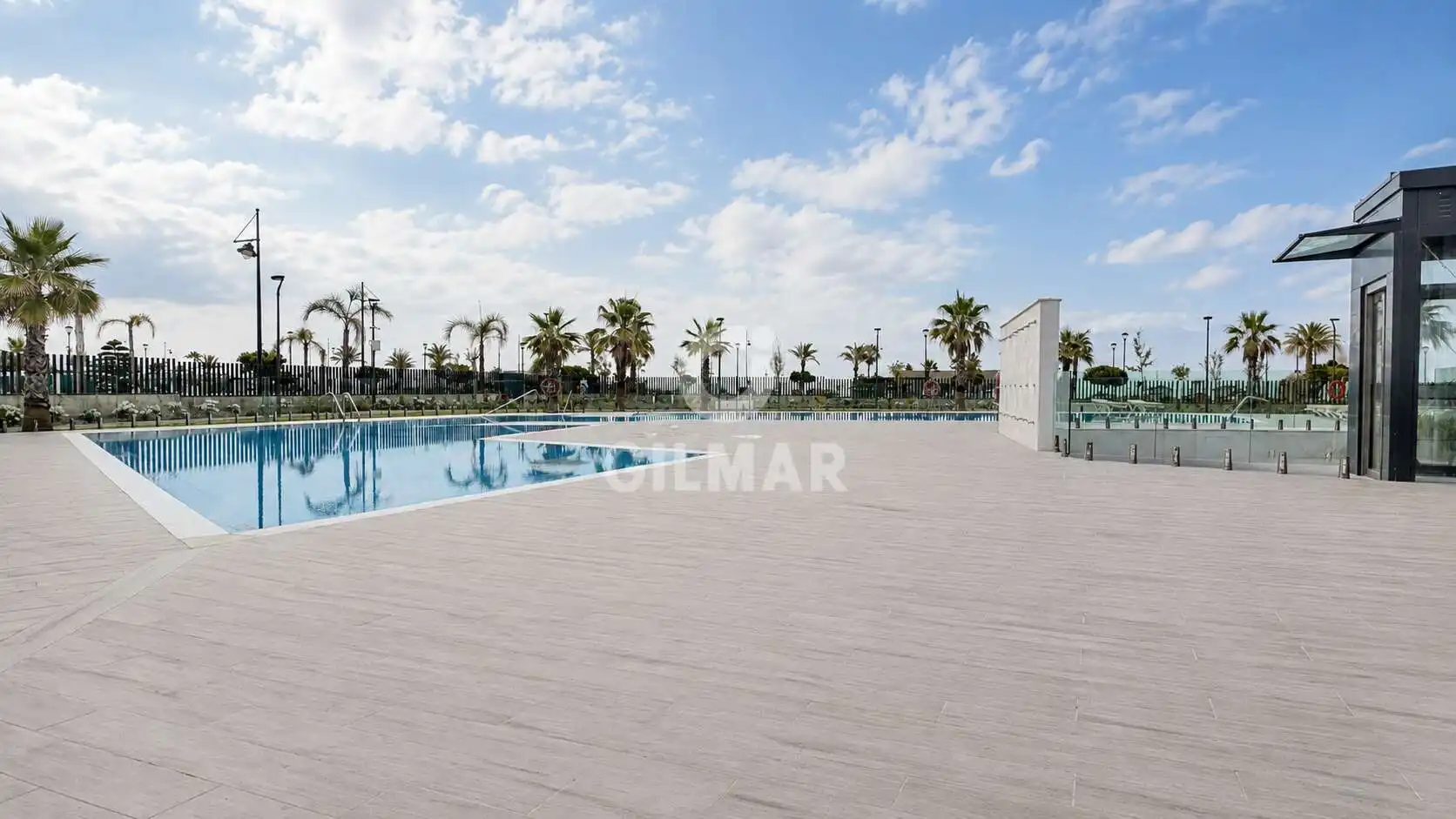 Terraza de Piso en venta en Torremolinos con Calefacción, Jardín privado y Trastero