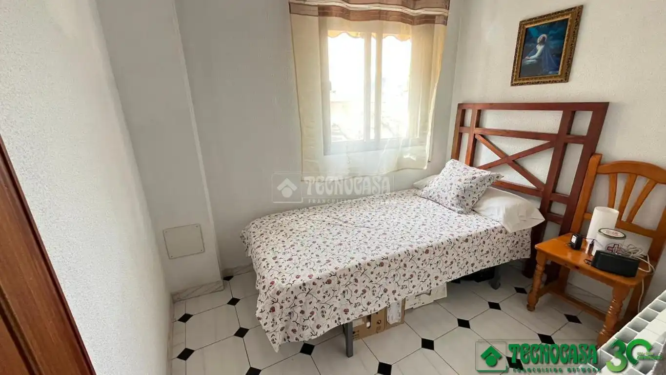 Schlafzimmer von Einfamilien-Reihenhaus zum Verkauf in San Esteban del Valle mit Klimaanlage und Heizung