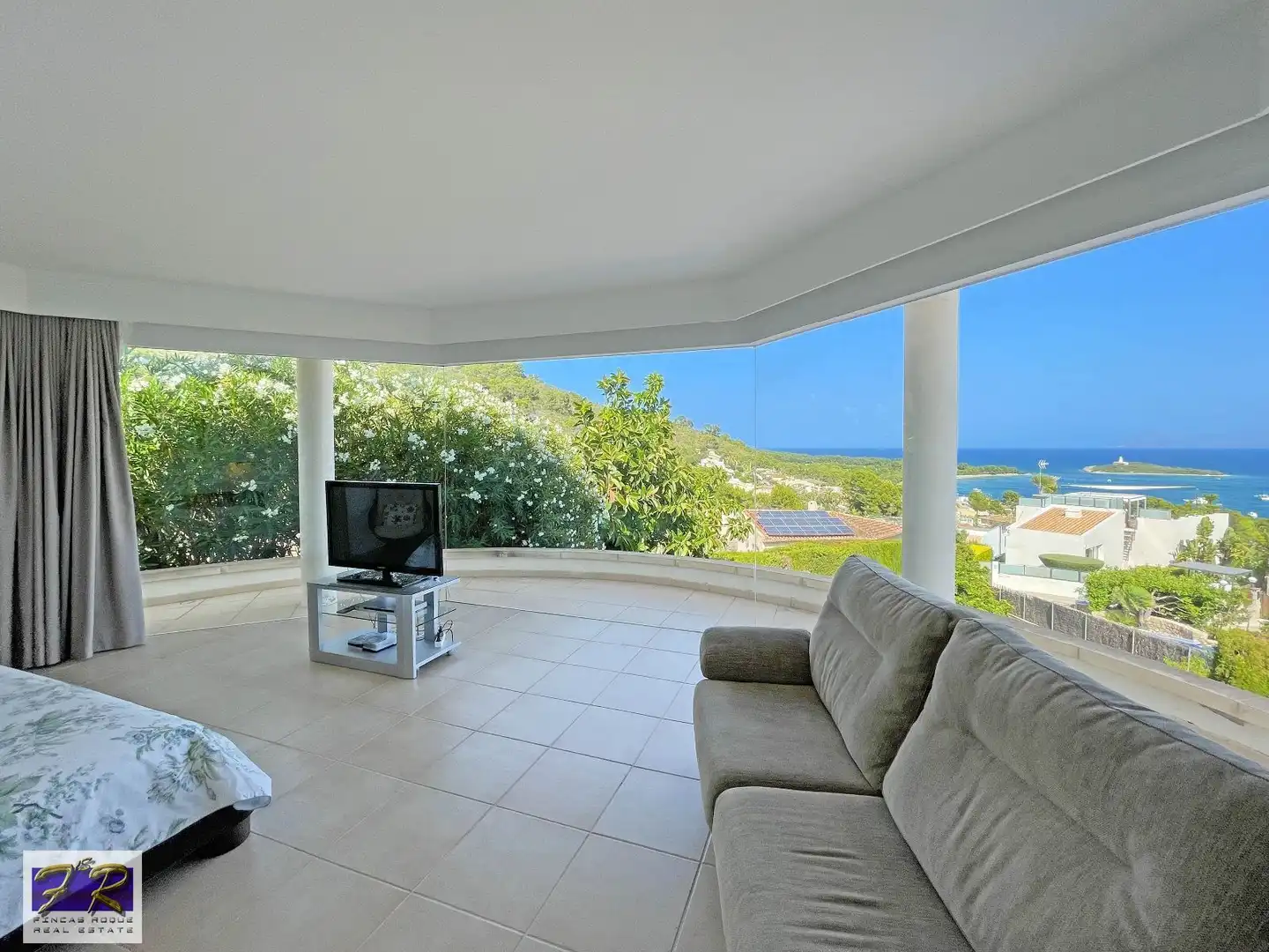Living room of Houses for sale in Alcúdia  with Air Conditioner, Heating and Terrace