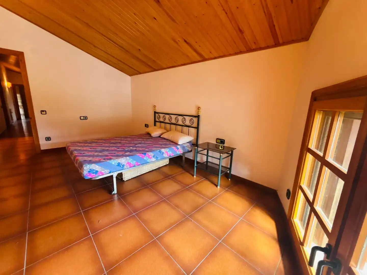 Dormitori de Finca rústica en venda en Cornudella de Montsant amb Aire condicionat, Jardí privat i Moblat