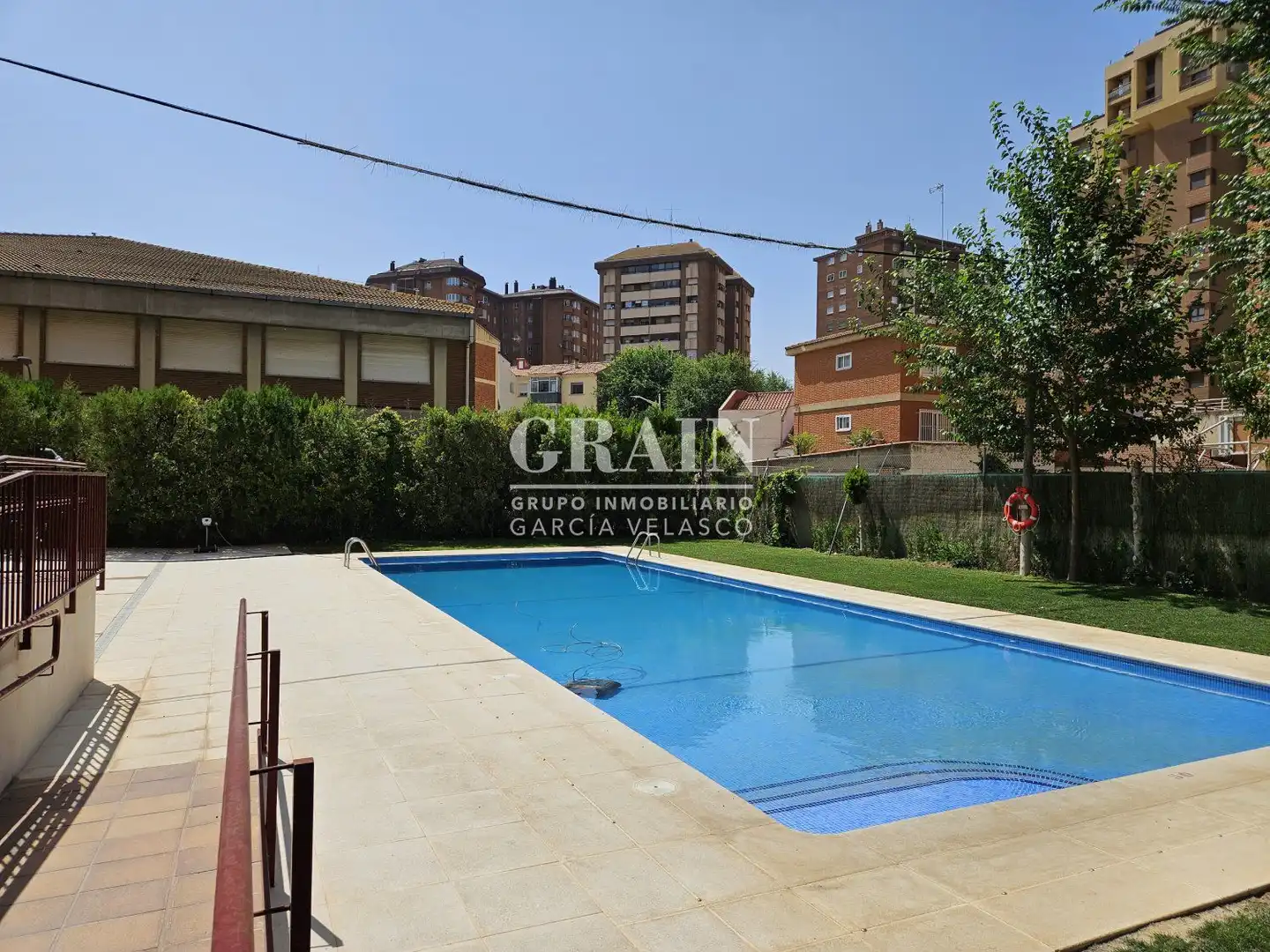 Jardí de Pis en venda en Albacete amb Aire condicionat, Calefacció i Piscina