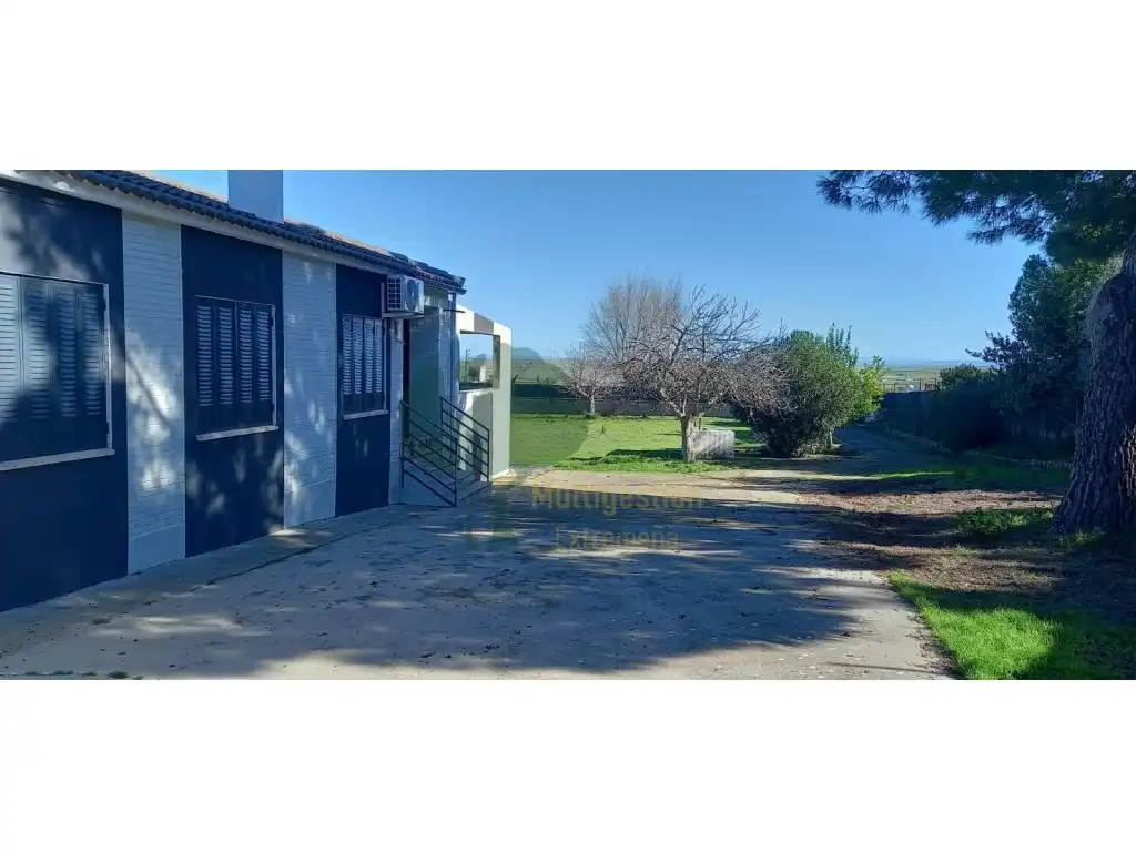 Vista exterior de Casa o chalet en venta en Sierra de Fuentes