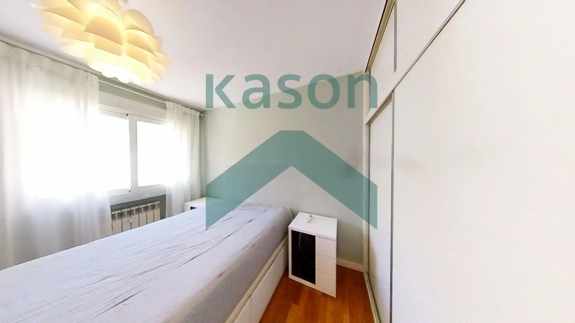 Schlafzimmer von Wohnung zum Verkauf in Madrid mit Klimaanlage und Heizung