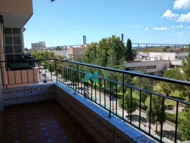 Piso en Alquiler en Sector Sur  - La Palmera - Reina Mercedes