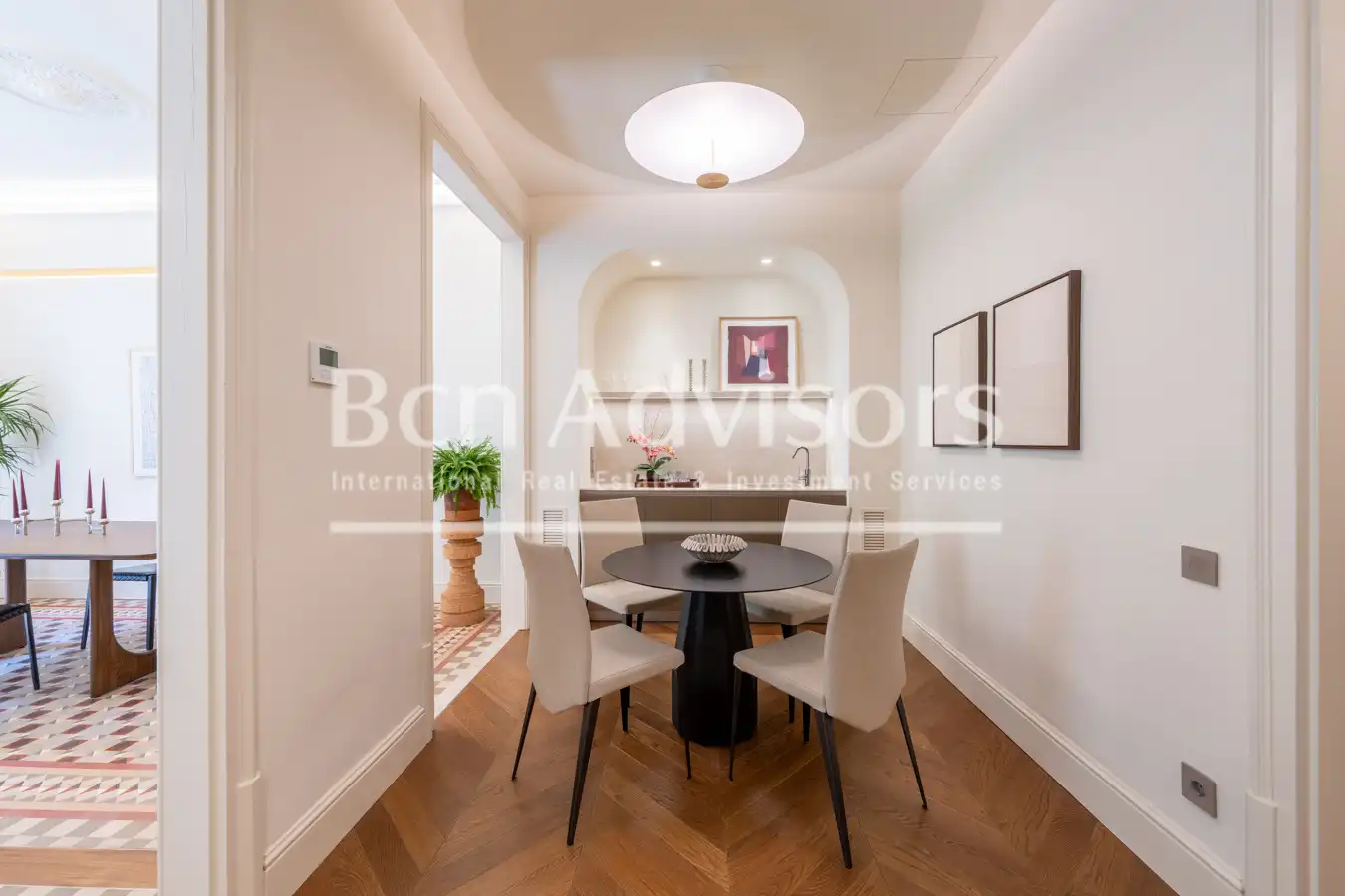 Menjador de Apartament en venda en Barcelona amb Aire condicionat, Calefacció i Terrassa