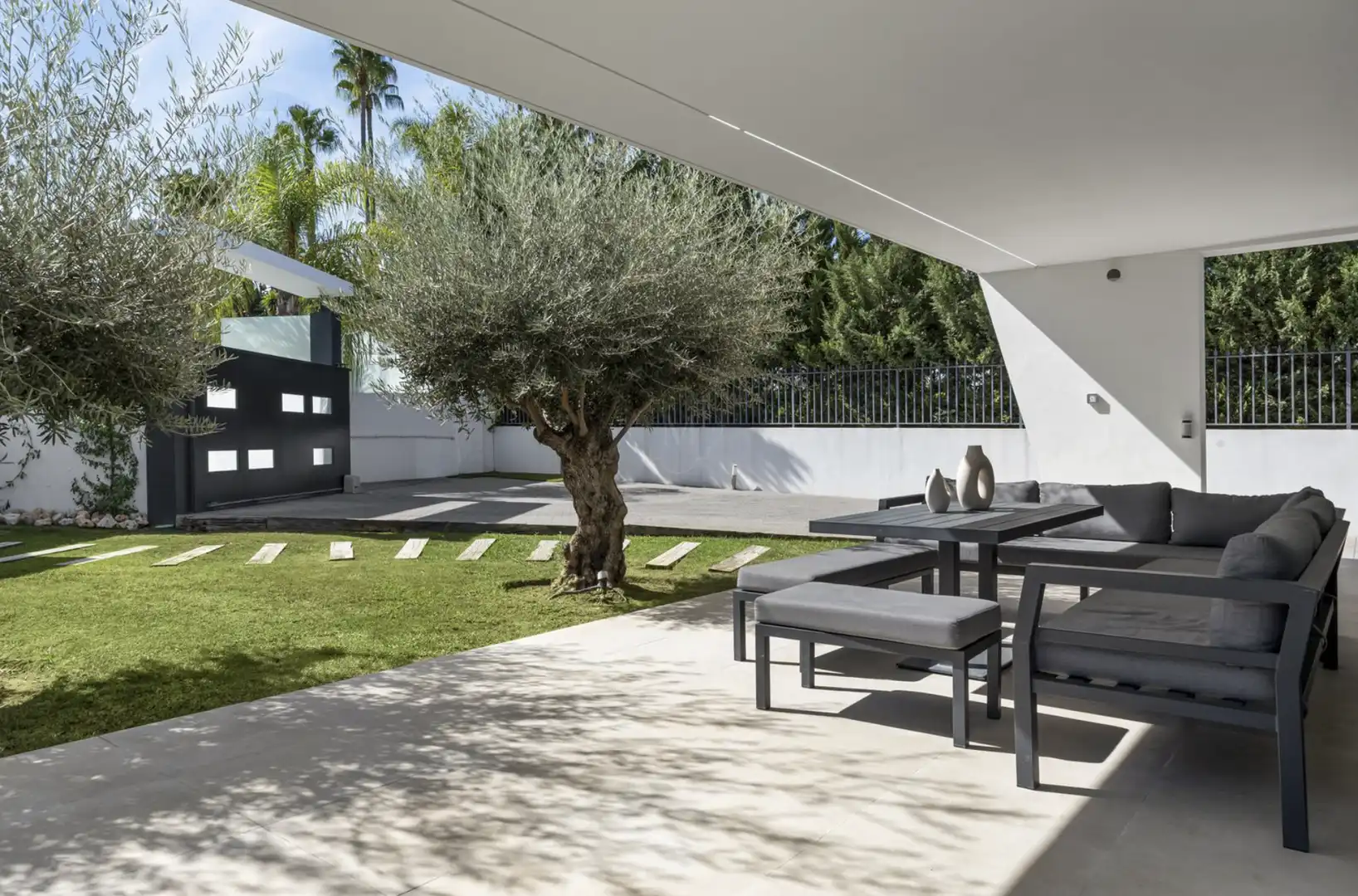 Terrace of Houses for rent in Marbella  with Air Conditioner, Private garden and Swimming Pool