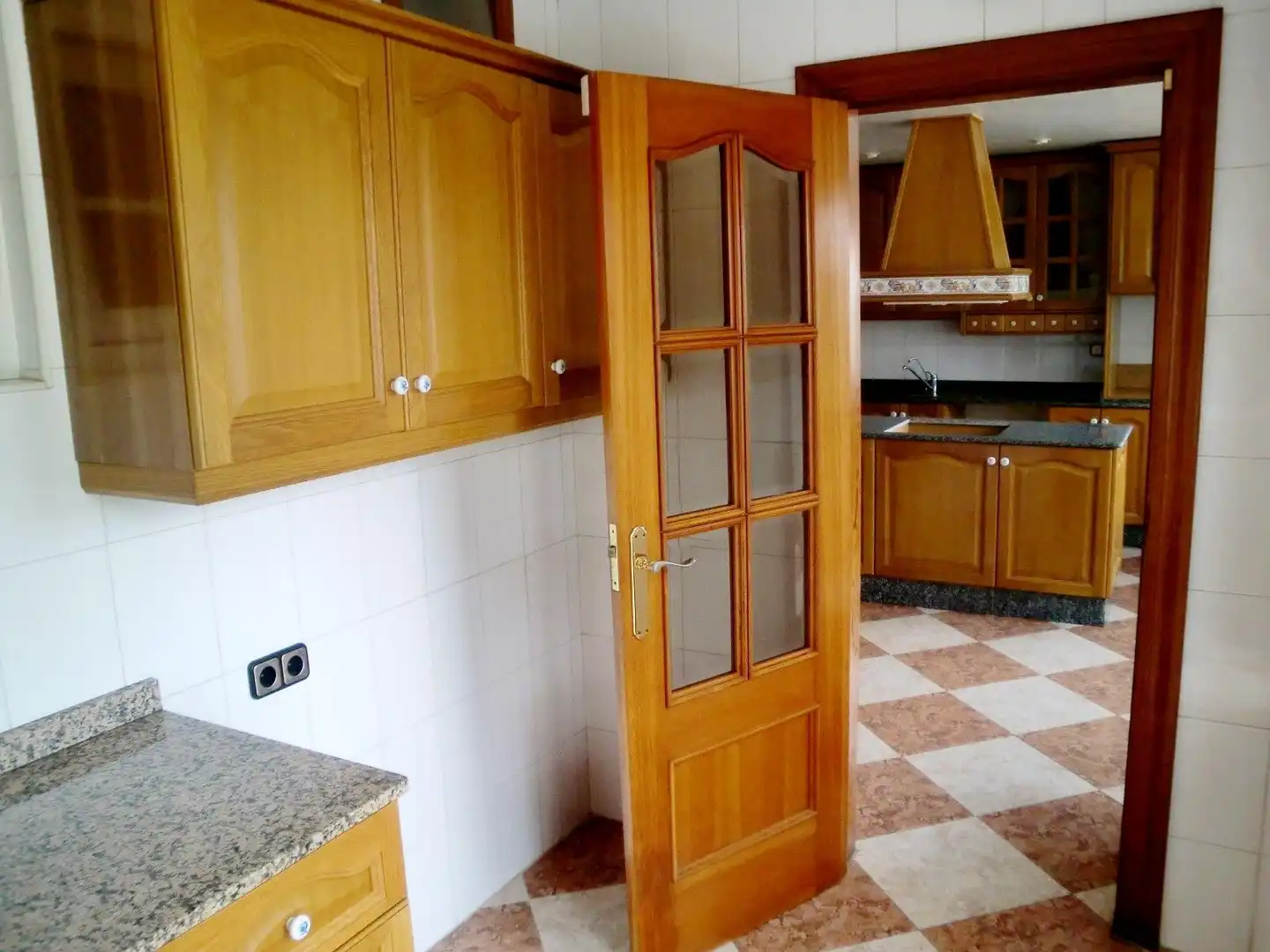 Cocina de Casa o chalet en venta en Murcia con Aire acondicionado, Jardín privado y Piscina
