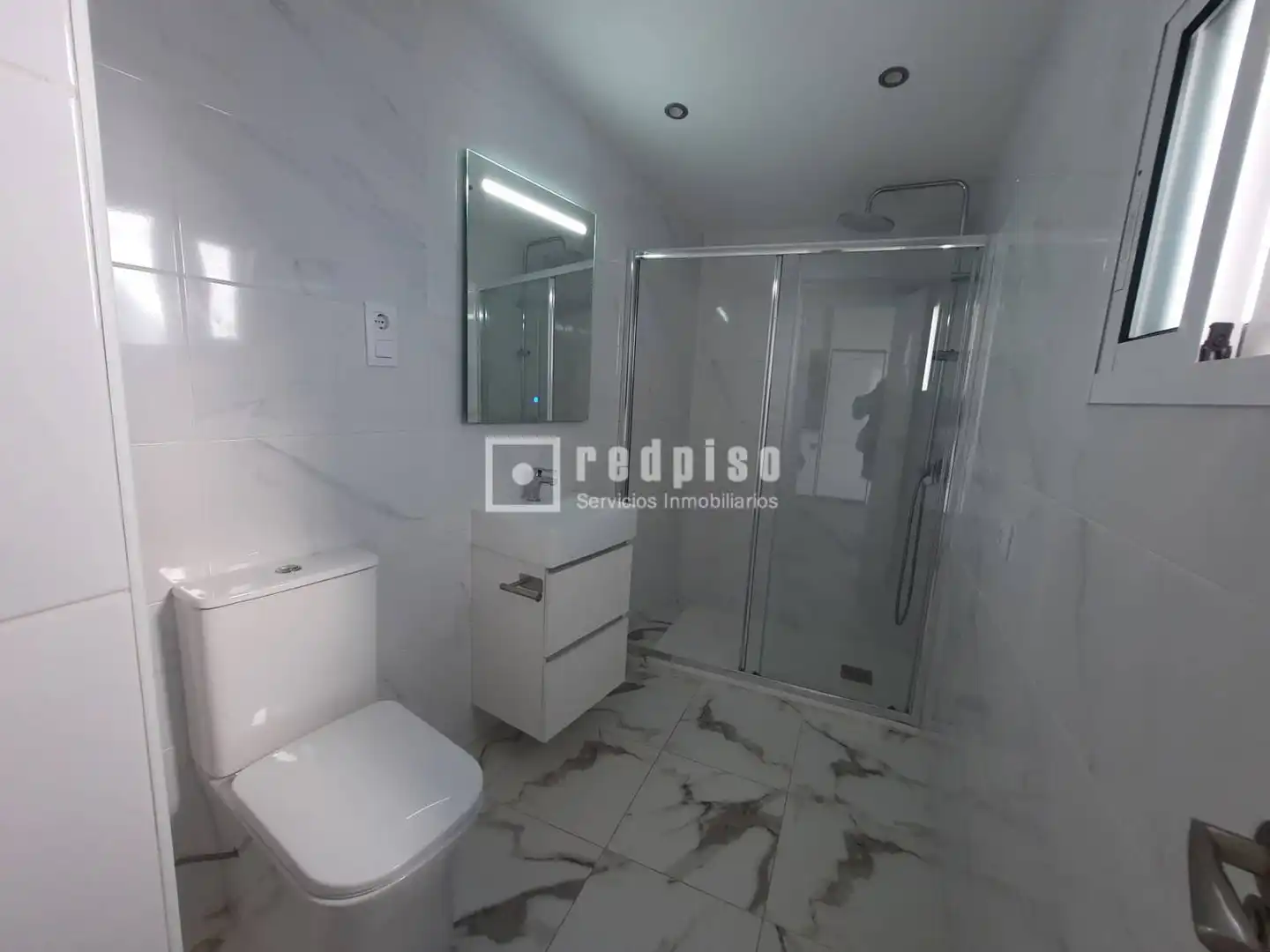 Badezimmer von Wohnung zum Verkauf in Colmenar Viejo mit Klimaanlage, Heizung und Terrasse