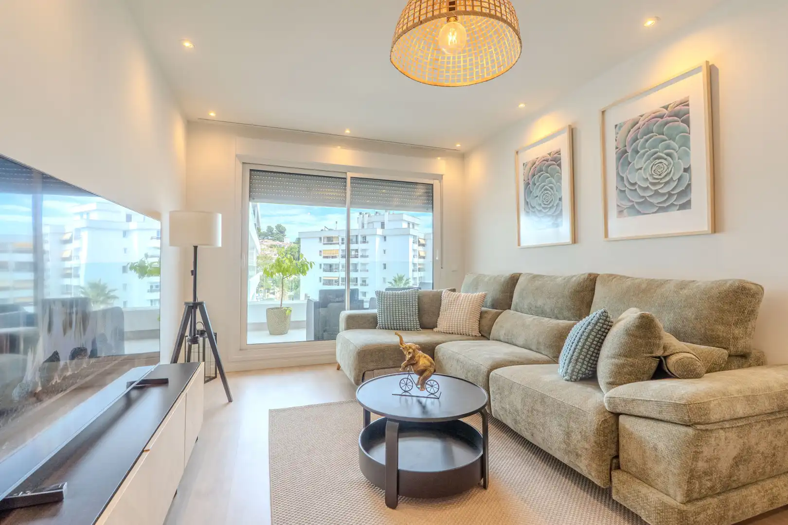 Apartment with pool to rent in Nueva Andalucía, imagen 4