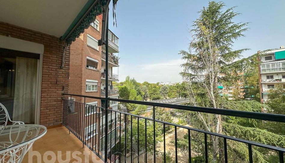 Foto 1 de Piso en venta en Pz. Virgen del Trabajo, ., Salvador, Madrid