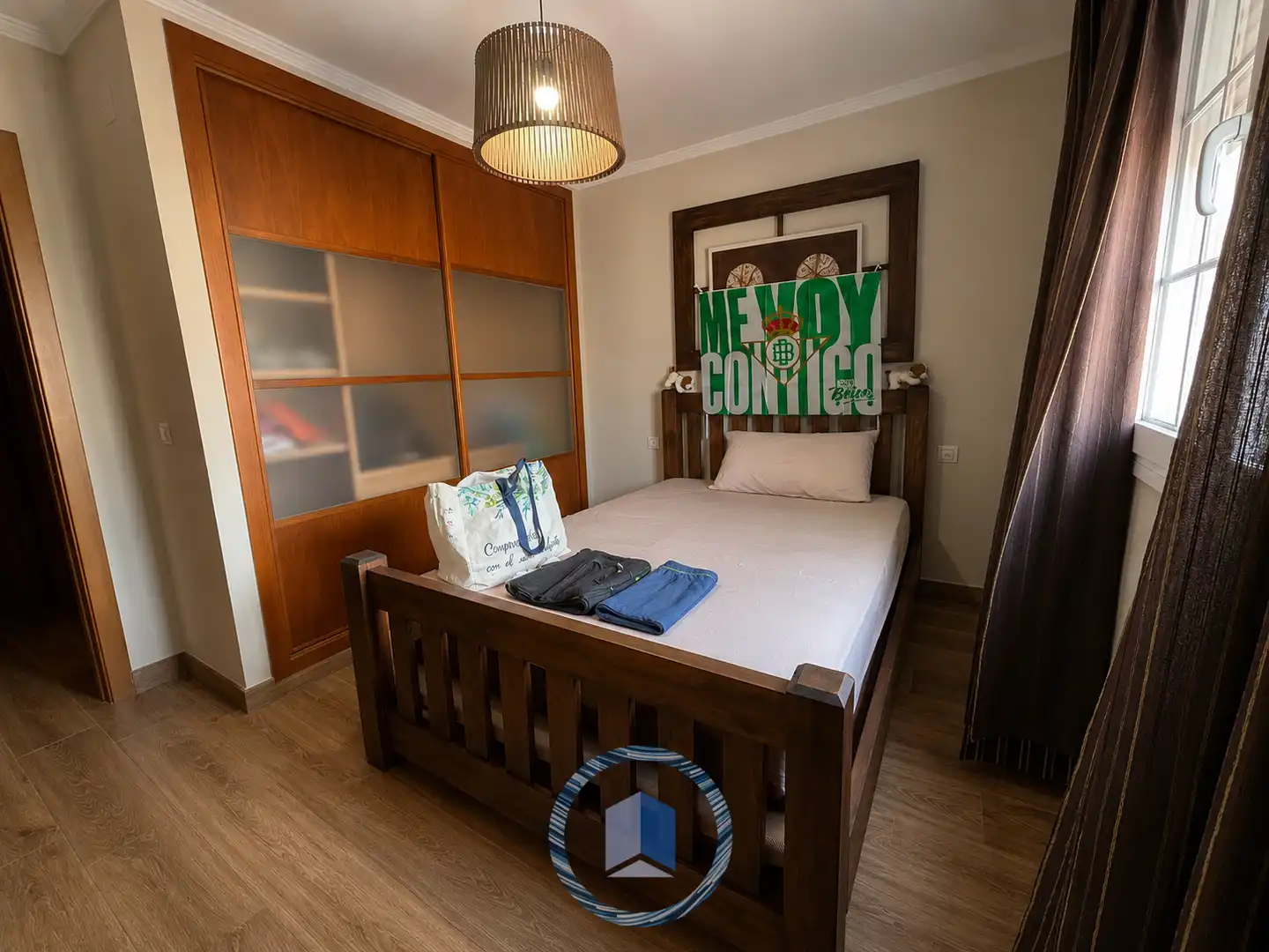 Habitación de Casa adosada en venta en Montequinto con Piscina