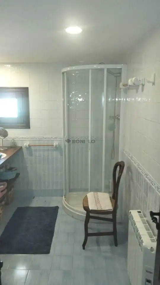 Baño de Finca rústica de alquiler en Albarracín con Calefacción, Amueblado y Balcón
