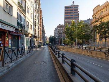 Local comercial en venda a Avenida Madrid 16