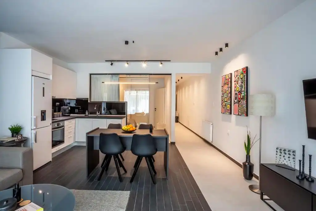 Cocina de Piso de alquiler en Granollers con Aire acondicionado, Amueblado y Microondas