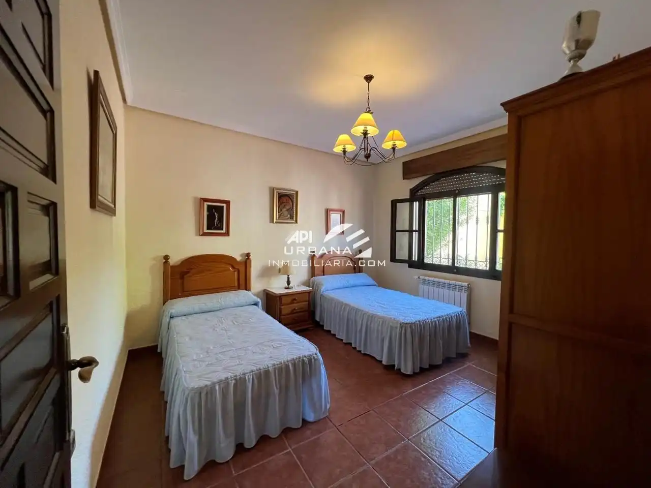 Habitación de Casa o chalet en venta en Lucena con Jardín privado, Trastero y Piscina