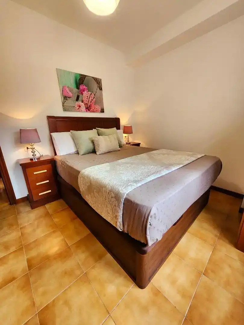 Schlafzimmer von Wohnung zur Miete in Laxe