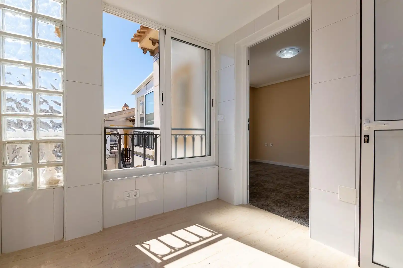 Bungalow avec piscine à vendre à Calle HORIZONTE CL 4, imagen 8