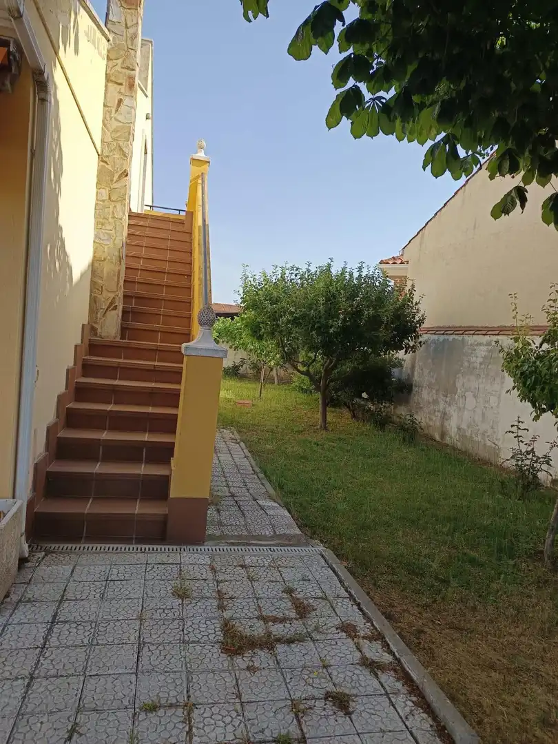 Casa o chalet en venta en La Pedraja de Portillo  con Calefacción, Jardín privado y Piscina