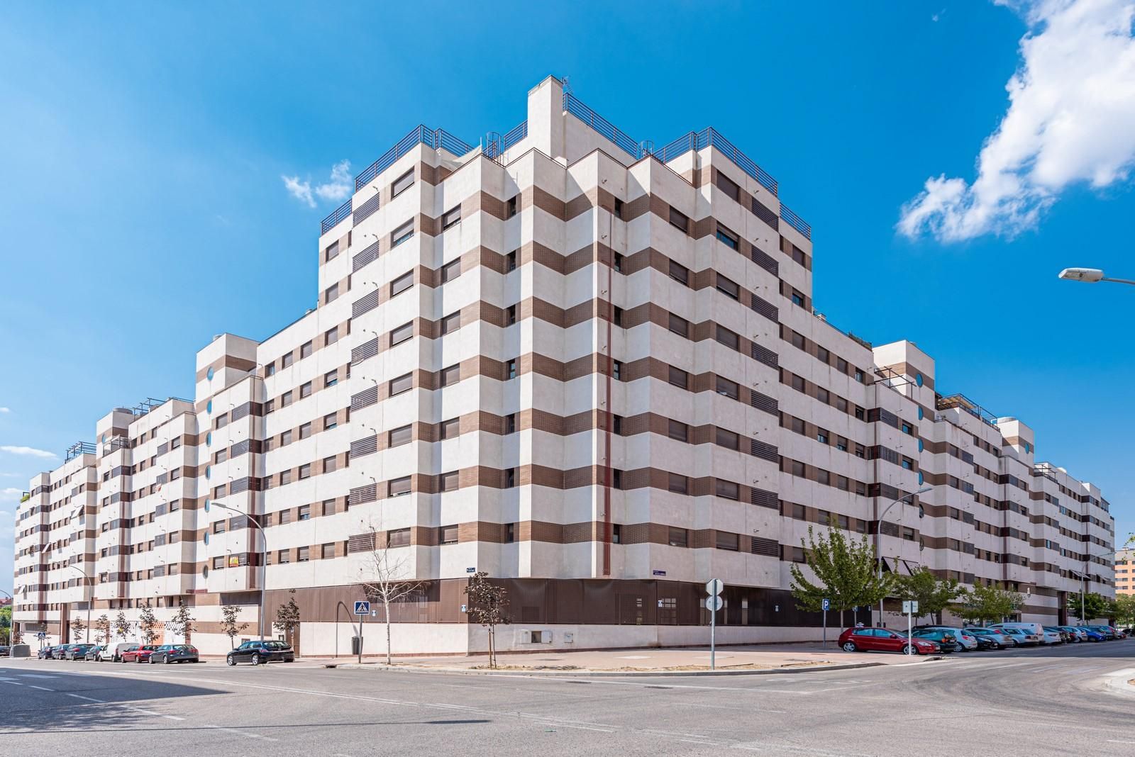 Exterior view of Flat for sale in  Madrid Capital  with Parquet flooring