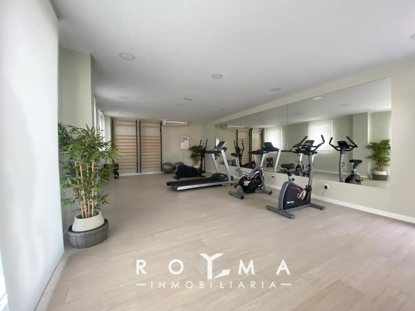 Piso de alquiler en Entrenúcleos