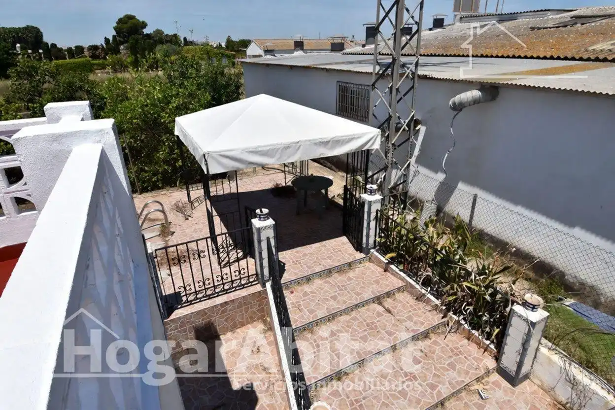 Vista exterior de Casa o chalet en venta en Sueca con Aire acondicionado, Jardín privado y Terraza
