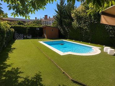Casa con piscina en venta en Villanueva de la Cañada ciudad