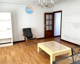 Sala d'estar de Pis en venda en Salamanca Capital amb Calefacció