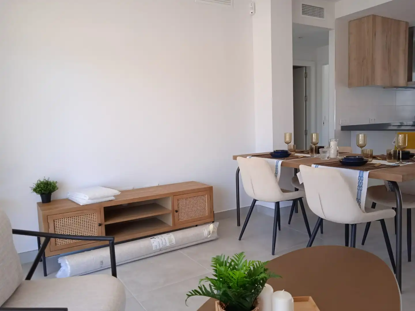 Sala d'estar de Apartament en venda en Orihuela amb Aire condicionat, Terrassa i Moblat