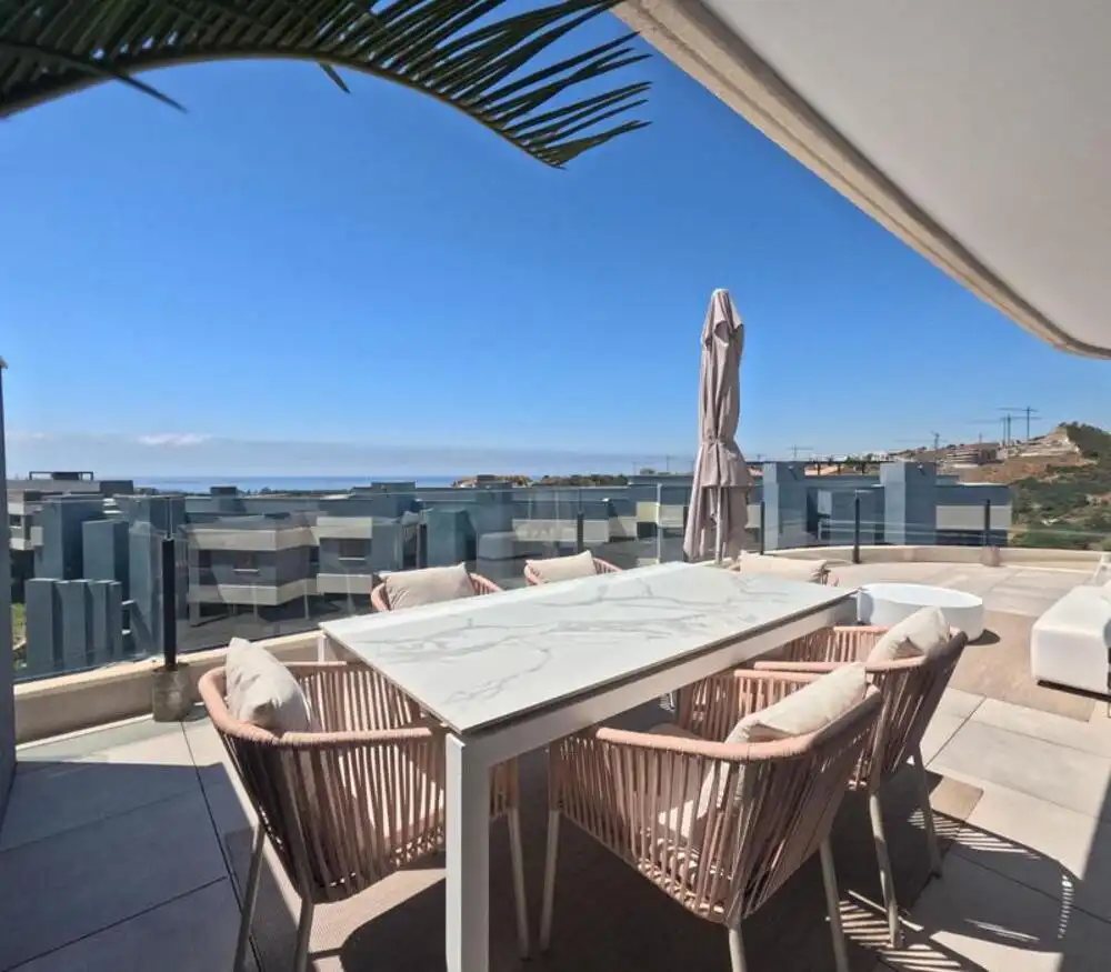 Terrassa de Apartament de lloguer en Estepona amb Aire condicionat, Terrassa i Traster