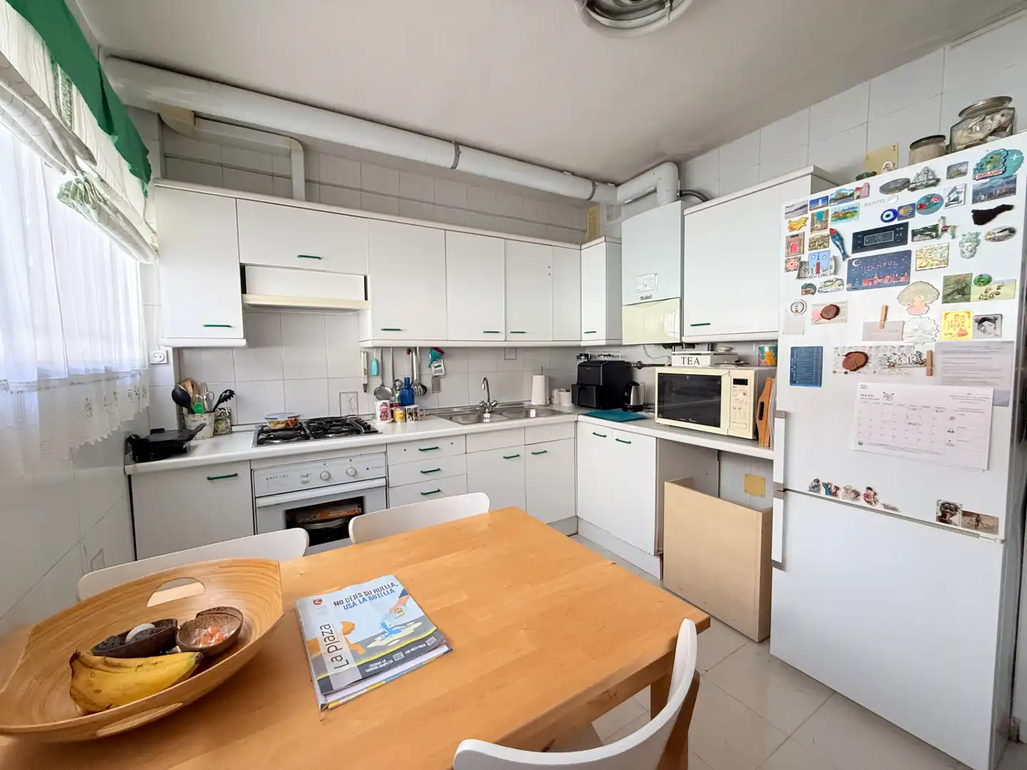 Cocina de Casa adosada en venta en San Sebastián de los Reyes con Aire acondicionado, Calefacción y Jardín privado