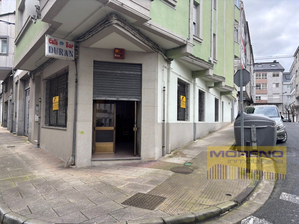 Local de lloguer a Rua Rio Cabe, Paradai