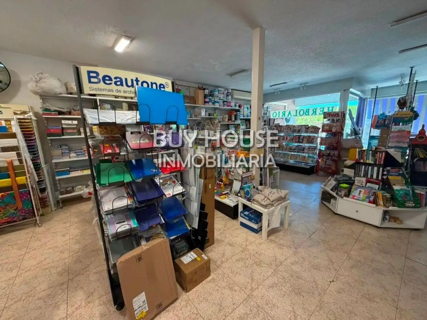 Local commercial à louer à Yuncler, imagen 8