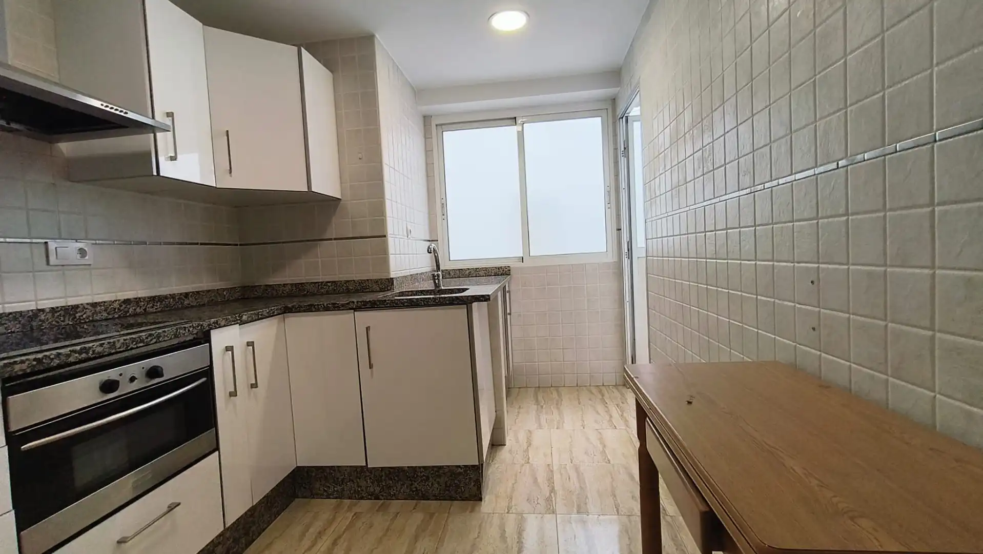 Cocina de Piso de alquiler en Alzira con Aire acondicionado y Horno