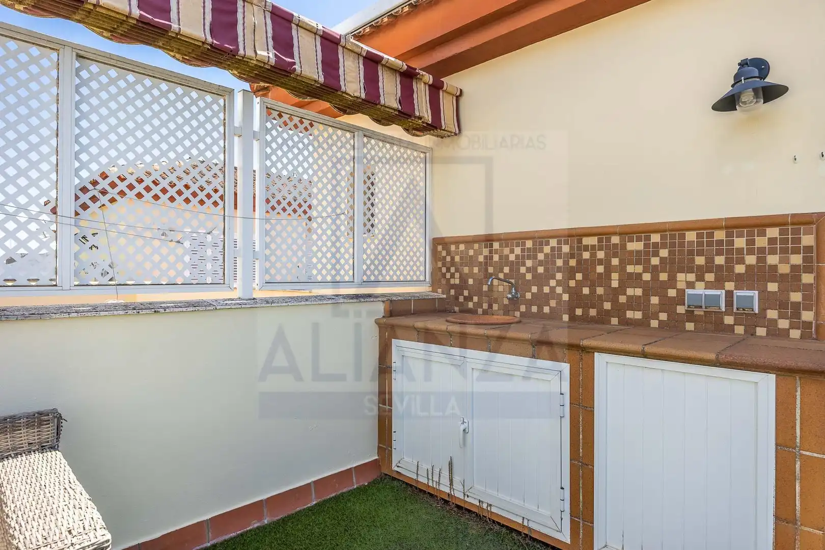Terrasse von Maisonette zum Verkauf in Gines mit Klimaanlage, Terrasse und Abstellraum