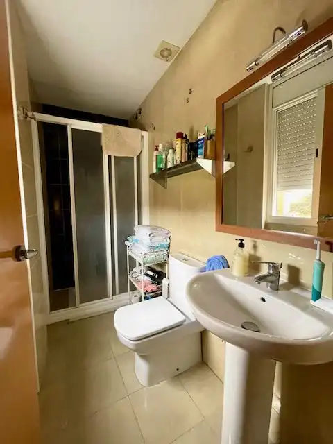 Baño de Dúplex en venta en Sant Martí Sarroca con Calefacción, Terraza y Balcón