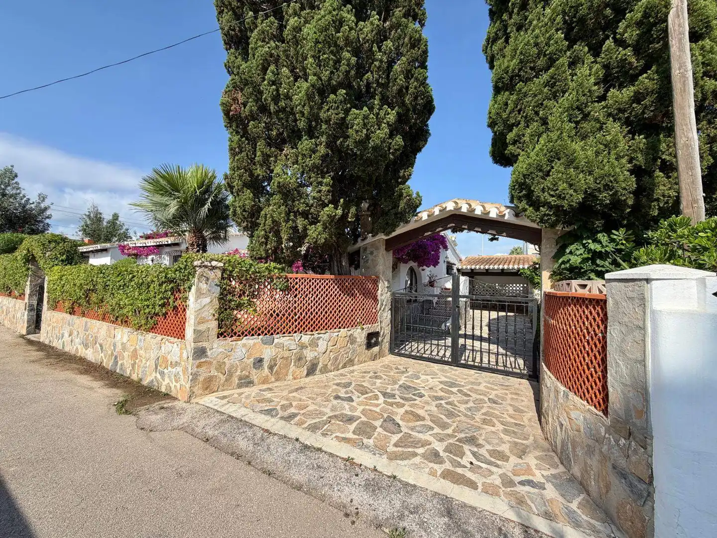 Detached house with pool for sale in Las Marinas / Les Marines, imagen 11