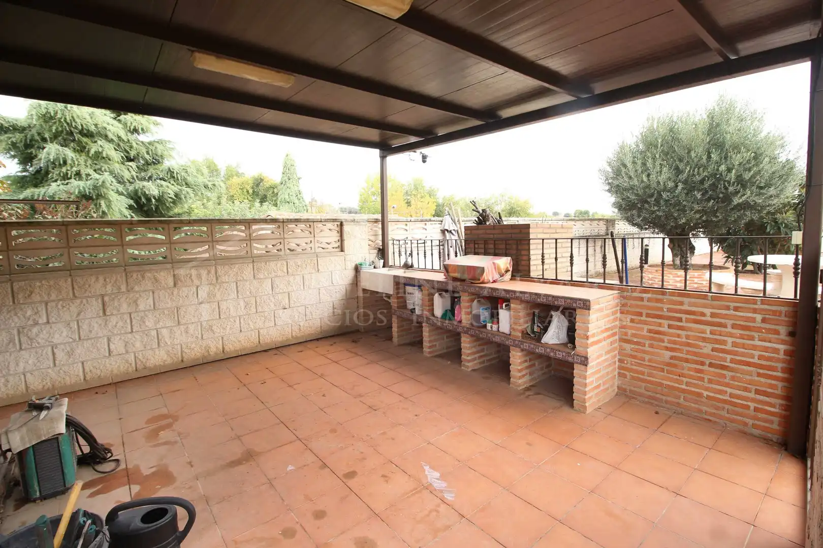 Terrassa de Casa o xalet en venda en Yeles amb Calefacció, Jardí privat i Piscina