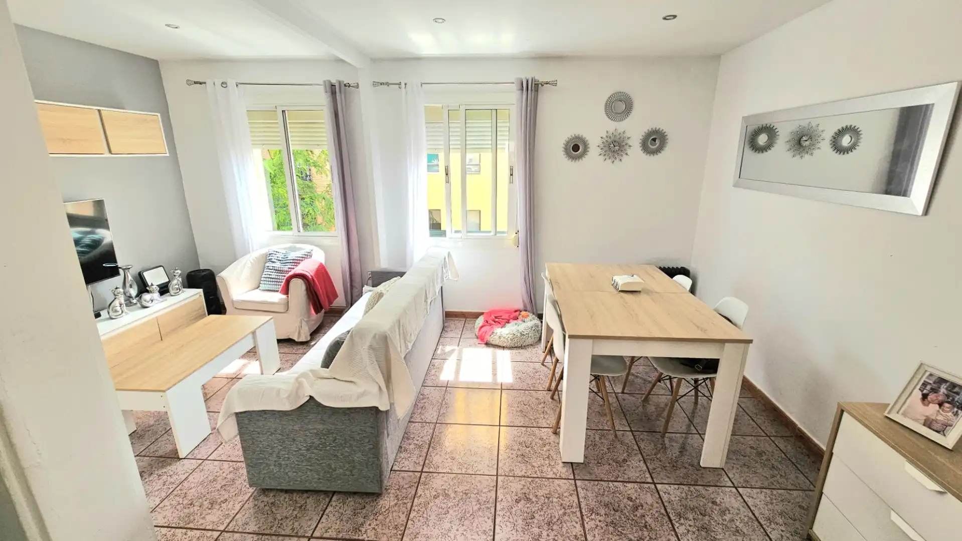 Living room of Flat for sale in Sabadell  with Heating and Furnished